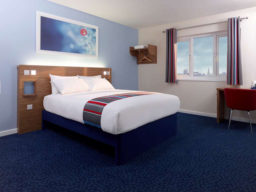 Travelodge Newbury Tot Hill Highclere Phòng bức ảnh