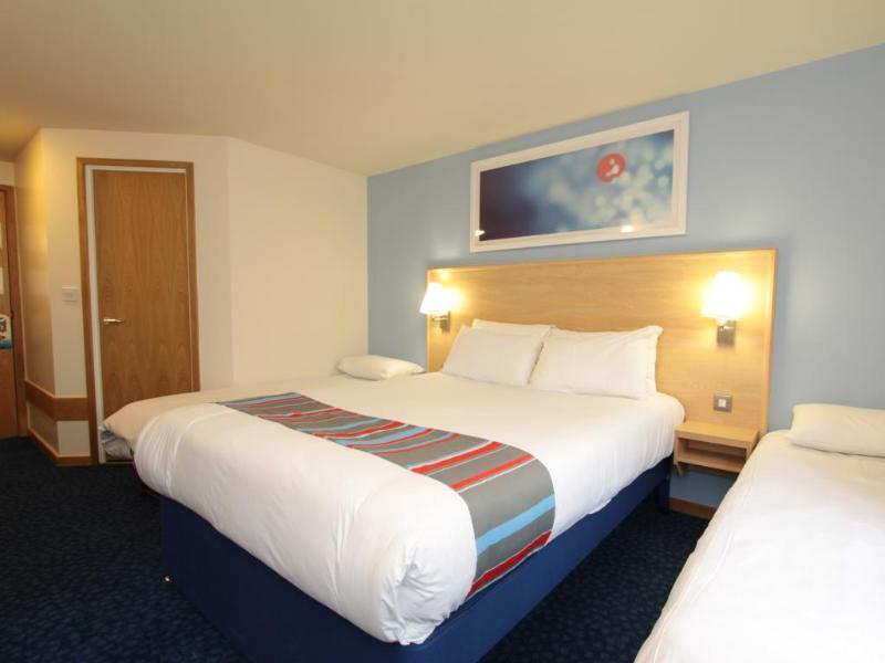 Travelodge Newbury Tot Hill Highclere Ngoại thất bức ảnh