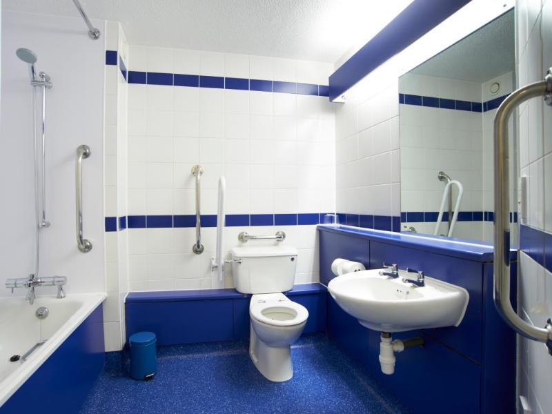Travelodge Newbury Tot Hill Highclere Ngoại thất bức ảnh